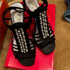 New York Transit Pearl Heel